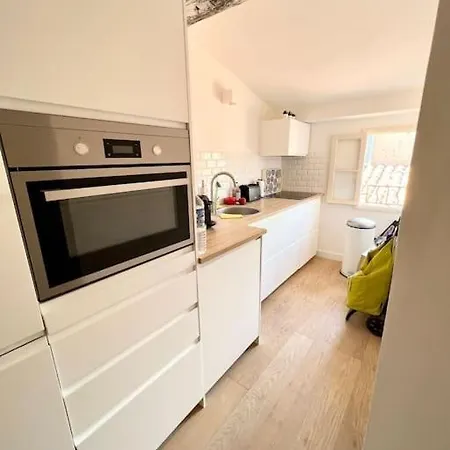 Appartamento Au Coeur Du Village Grand Studio Avec Terrasse