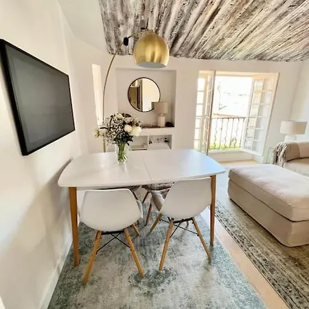 Appartamento Au Coeur Du Village Grand Studio Avec Terrasse Saint-Tropez